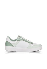 Weiße und hellgrüne Sneakers mit einem Obermaterial aus glattem Leder, durchlosem Zehenbereich und weißer Gummisohle. Entworfen im klassischen Low-Top-Silhouette.