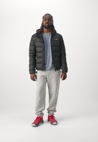 Ellesse VERMENTINO JACKET - Winterjacke - black