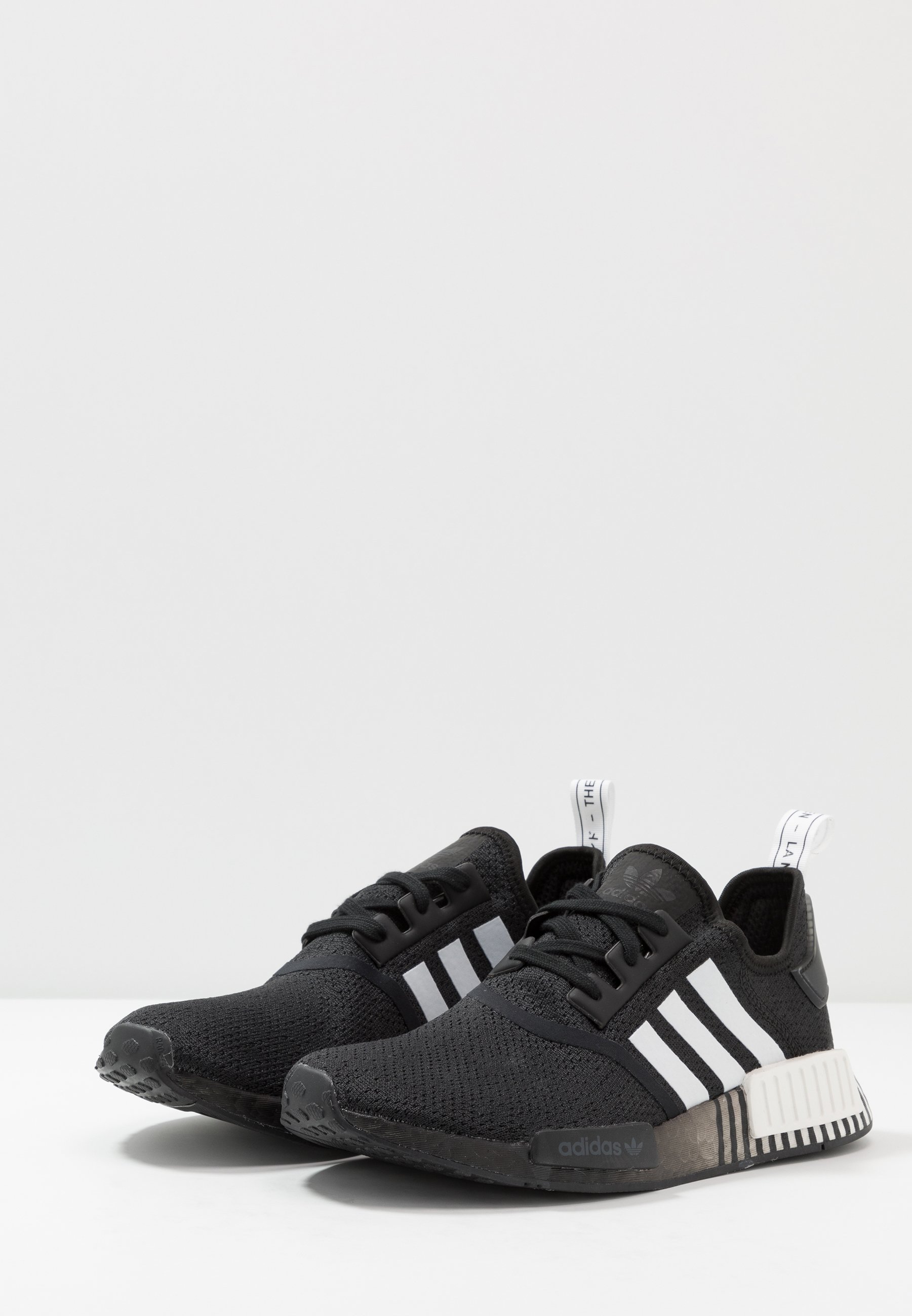 adidas Originals NMD R1 - Joggesko - core black/footwear white adidas Originals NMD R1 - Joggesko - core black/footwear white