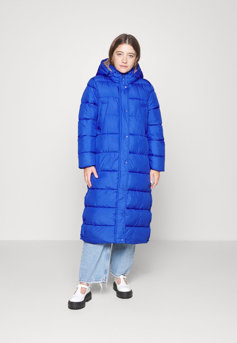 ONLY Petite ONLCAMMIE LONG QUILTED COAT Winter coat dazzling blue