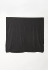 Unselected, black