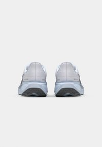 Nike Performance AIR ZOOM PEGASUS 41 - Løbesko til landevejen - pure platinum/anthracite/light armory blue/ashen slate/white