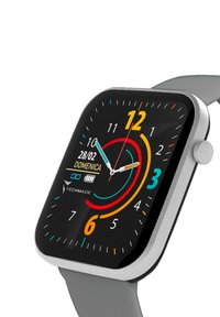 Montre intelligente avec un cadran carré noir, une lunette en argent et un bracelet gris. Comprend des marqueurs d'heure colorés, un affichage de la date et un indicateur de batterie.