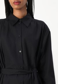 BOSS DELEGANT - Skjortekjole - black