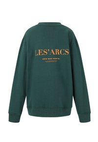 Grön sweatshirt med långa ärmar, med orange text på baksidan som står "LES'ARCS" och "NEW BAD HABITS." Slät textur och avslappnad passform.