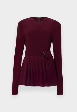 LONG SLEEVE SHOULDER PAD V NECK FLARED PICKLEBALL - Denné šaty - plum