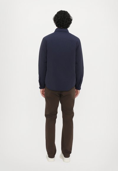 CLOSED QUILTED OVERSHIRT - Winter jacket - dark night
