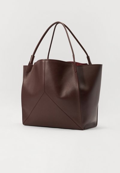 Victoria Beckham XL TOTE - Geantă de pânză - burgundy