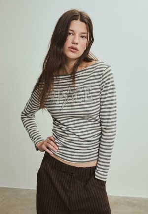 PLACEMENT - Top dugih rukava - grey