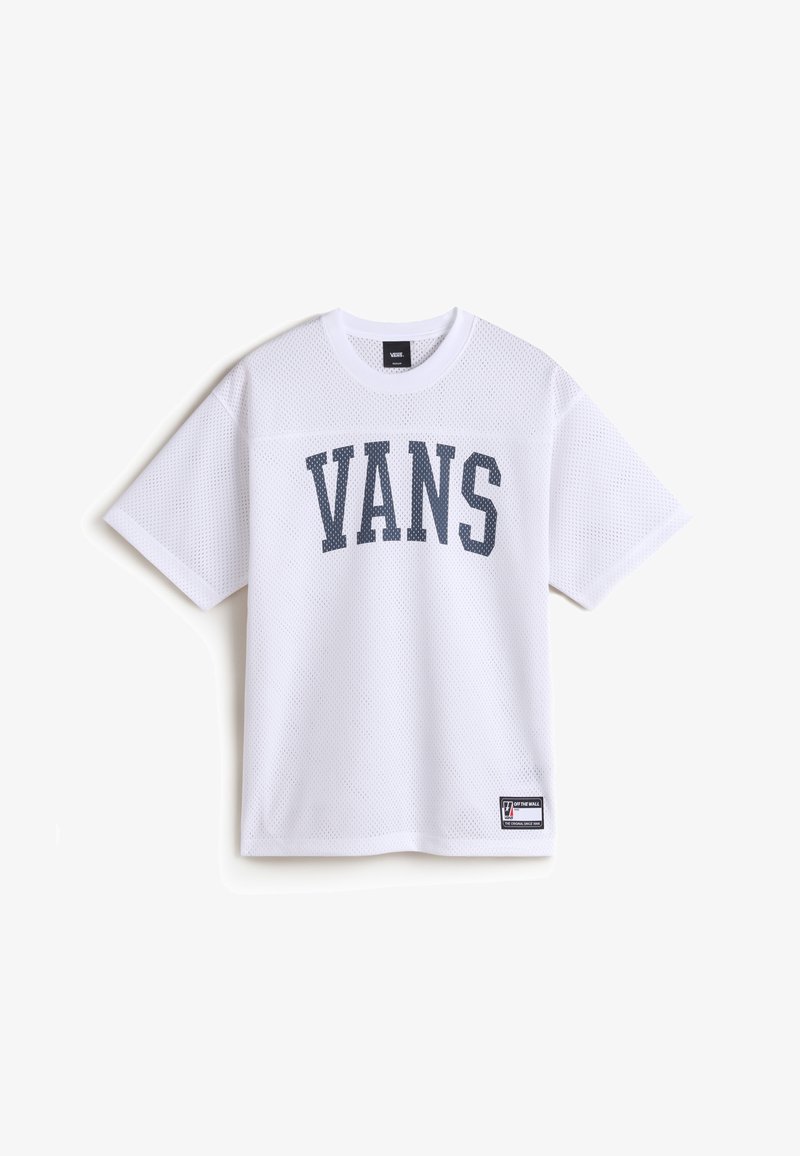 Vit mesh kortärmad t-shirt med "VANS" tryckt i mörkblått. Har rund hals och en etikett i nedre högra hörnet.