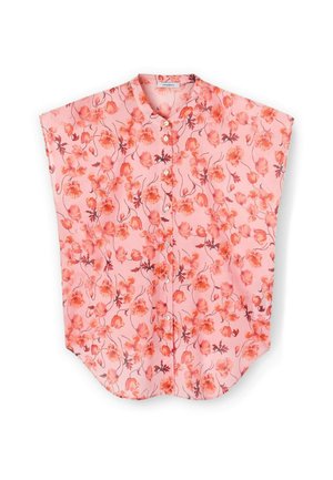 Blouse rose à manches courtes affichant un motif floral dans des nuances d'orange, avec un devant boutonné et un ourlet arrondi.