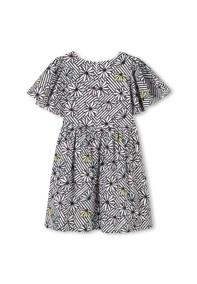 Zwart-witte jurk met bloemen- en streepprint, korte gerimpelde mouwen en een elastische taille. Bevat pastelkleurige bloemenaccenten.