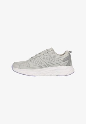 Chaussure de sport gris clair avec tige en mesh, design à lacets et semelle intermédiaire blanche. Dotée d'accents texturés et d'une semelle flexible pour plus de durabilité.