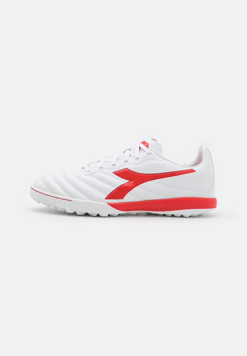 Diadora BRASIL ELITE2 R TFR - Astro turf trainers - white/milano red/white - Zalando.de