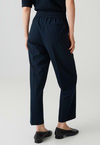 OPUS OPUS CITY PANTS MALOSI - Pantalon classique - coal blue/bleu ...