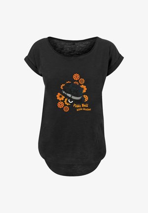 Black t-shirt with a round neckline and rolled sleeves. Features an orange gear pattern and a graphic of a hat with text below.