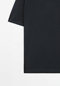 Dark gray short-sleeve t-shirt made of cotton, featuring a round neckline and a straight hem with a simple, smooth texture.