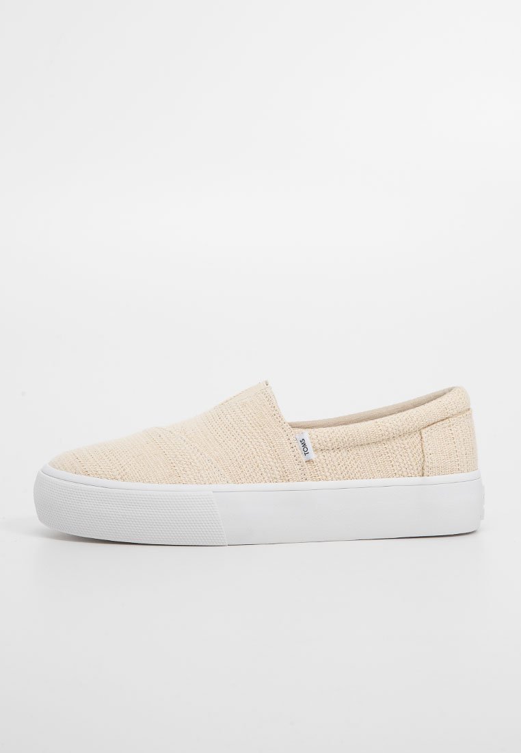 Zapatos sin cordones