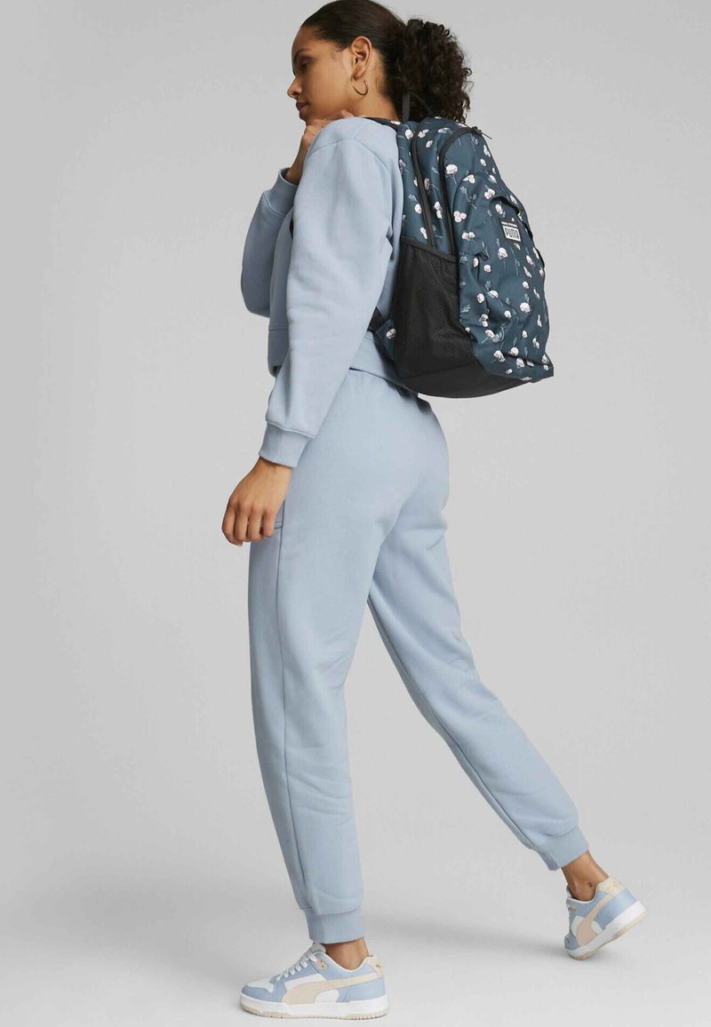 Puma ACADEMY Rucksack marine blue floral aop/blue Zalando