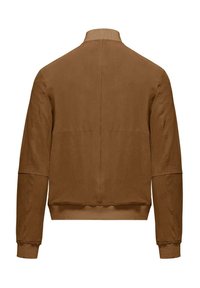 Giacca bomber marrone con una texture liscia, colletto e polsini a costine, caratterizzata da un design posteriore pulito e senza hardware o accenti visibili.