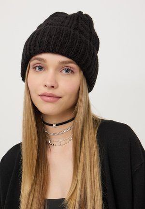 Terranova TRECCE  - Berretto - nero