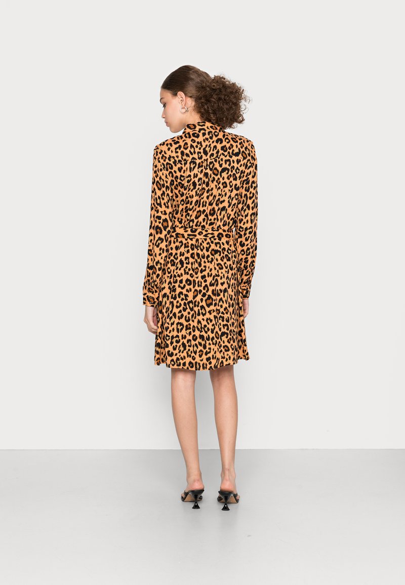 Damen Freizeitkleider | Vila VIPAYA SHIRT DRESS Blusenkleid butterumaop/leo/braun - QI68187 Damen Freizeitkleider | Vila VIPAYA SHIRT DRESS Blusenkleid butterumaop/leo/braun - QI68187
