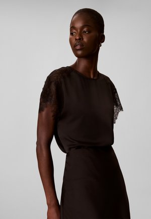 Calvin Klein, MATTE SATIN LACE SHORT SLEEVE TOP - Блуза - black