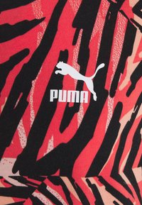Puma BOYFRIEND TEE - T-shirts med print - apricot blush