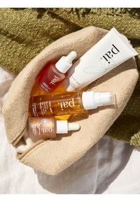 Pai Skincare MIDDLEMIST SEVEN nieokreślony