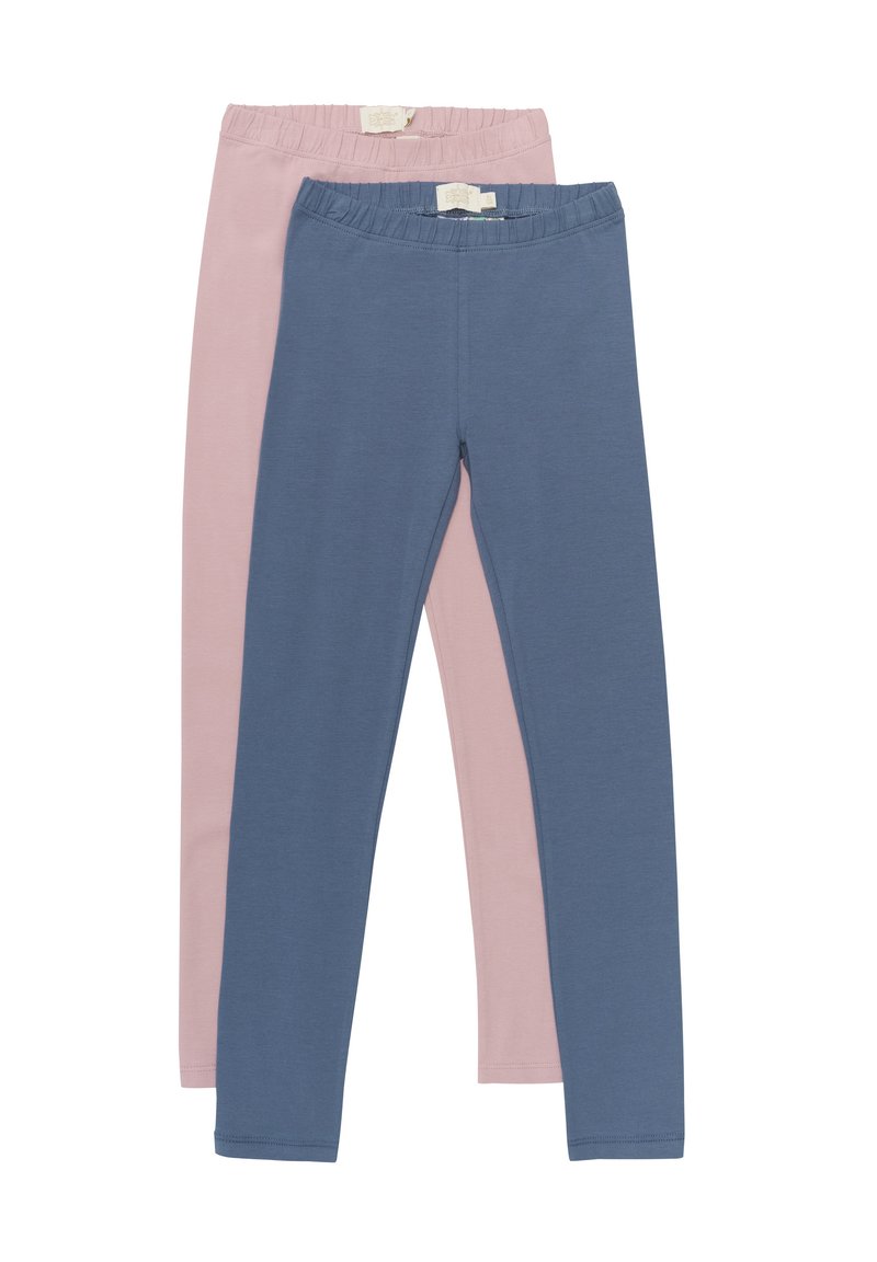 Zwei Paar dehnbare Leggings; eines in hellrosa und eines in blau. Beide verfügen über elastische Taillenbündchen und ein glattes, weiches Baumwollmaterial.