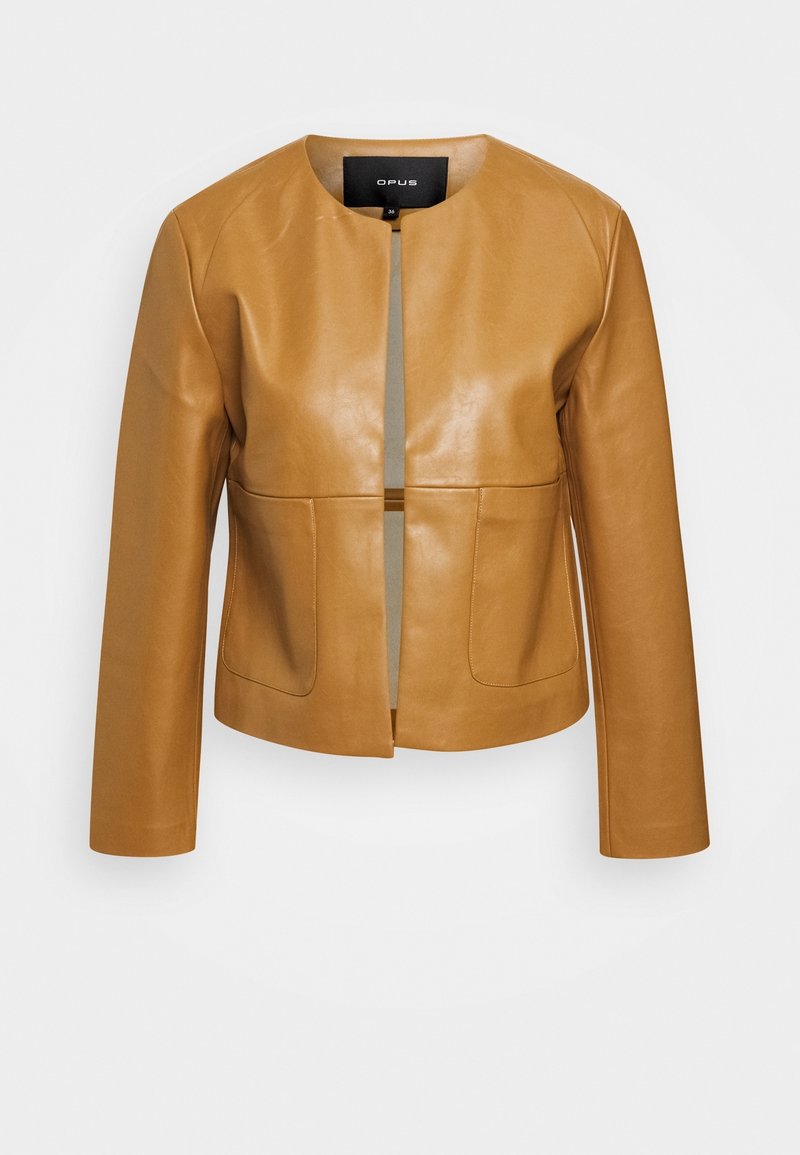 Veste en cuir marron avec encolure ronde, ouverture devant, manches longues et deux poches avant, présentée sur fond blanc.