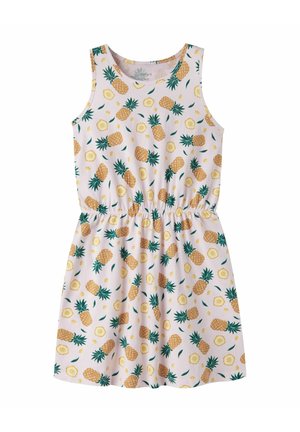 Robe rose sans manches avec taille élastique, décorée d'un motif d'ananas entiers et tranchés avec des feuilles vertes.