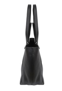 Borsa a tracolla nera in pelle con superficie texture, dotata di manici piatti resistenti e design affusolato, aperta nella parte superiore senza chiusura.
