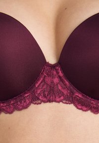 DORINA CLAIRE - Push-up krūšturis - red