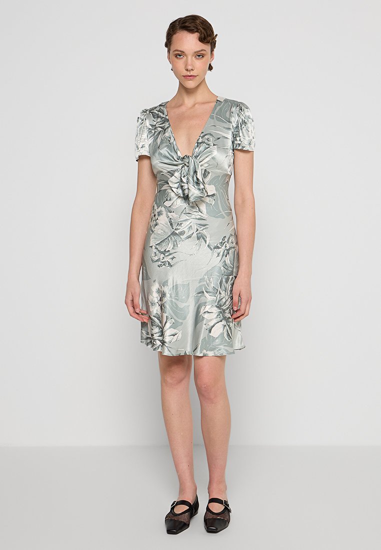 Guess Jurk lichtgrijs