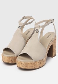 NeroGiardini Sandali con plateau - ivory