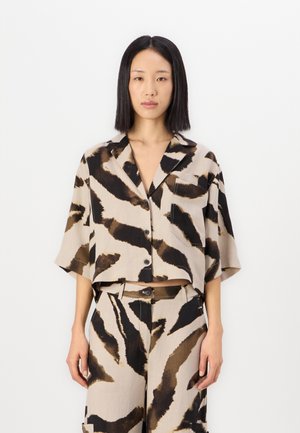 NATULI SHIRT - Skjortebluse - peyote/black