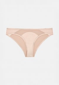 Sous-vêtements beige clair avec un devant en satin lisse et des côtés en maille transparente. Présente un design taille basse et des détails de couture contrastants.