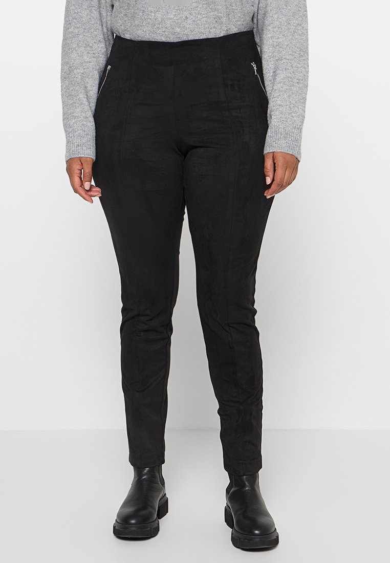 ONLY Carmakoma Broek zwart
