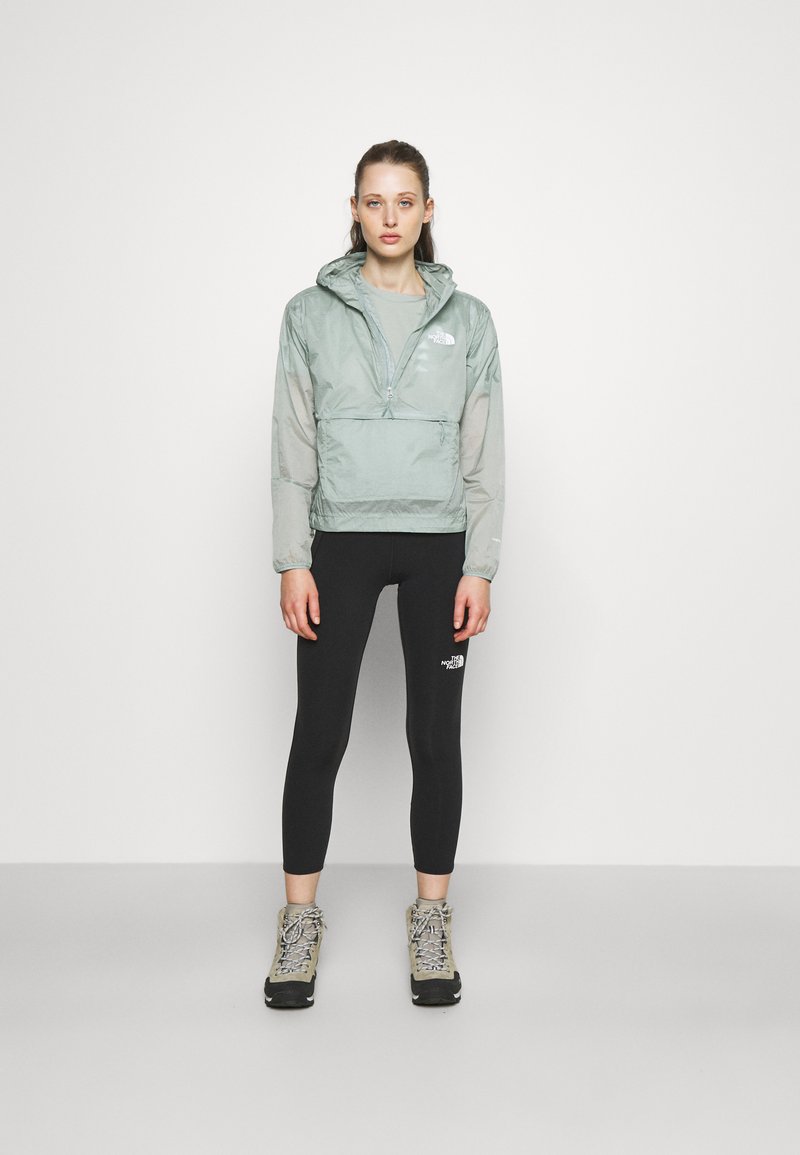 Damen Sportbekleidung | The North Face WINDY PEAK ANORAK Windbreaker silver blue/blau - QV03915 Damen Sportbekleidung | The North Face WINDY PEAK ANORAK Windbreaker silver blue/blau - QV03915