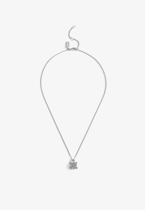 Collana in argento con ciondolo quadrato decorato con pietre di zirconia cubica disposte in un motivo a griglia, che mostra una finitura lucida.