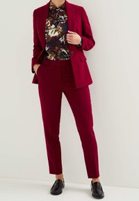 WE Fashion Blazer - mottled dark red