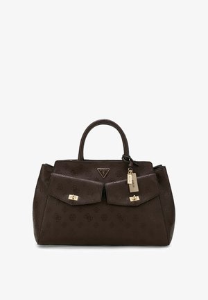 Sac à main Guess marron foncé avec deux poches avant, ferrures dorées, motif de logo embossé et une poignée supérieure.