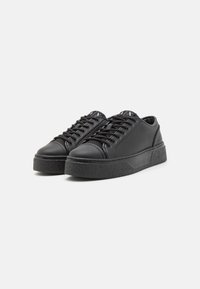 Armani Exchange LACE UP - Sneakers basse - black