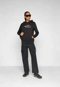 The North Face DREW PEAK LIGHT HOODIE - Felpa con cappuccio - black/white