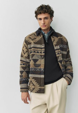 REGULAR FIT - BORG LINED NAVAJO STYLE - Jachetă subțire - brown
