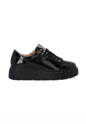 Sneakers - black