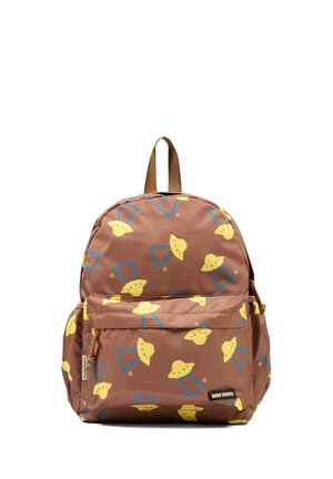 Zaino marrone con motivi UFO gialli e triangoli blu, tasca frontale con zip e maniglia superiore per il trasporto.