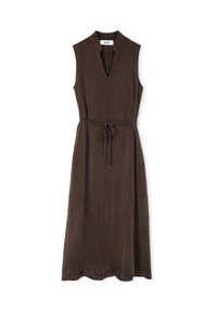 Hnědé šaty bez rukávů s výstřihem do V a pásem v pase, vyrobené z texturované tkaniny, s rovnou siluetou a délka ke kotníkům.