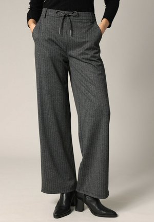 Grijze gestreepte broek met een relaxte pasvorm, elastische taille met trekkoord en zijzakken. Gemaakt van een gestructureerde stof.